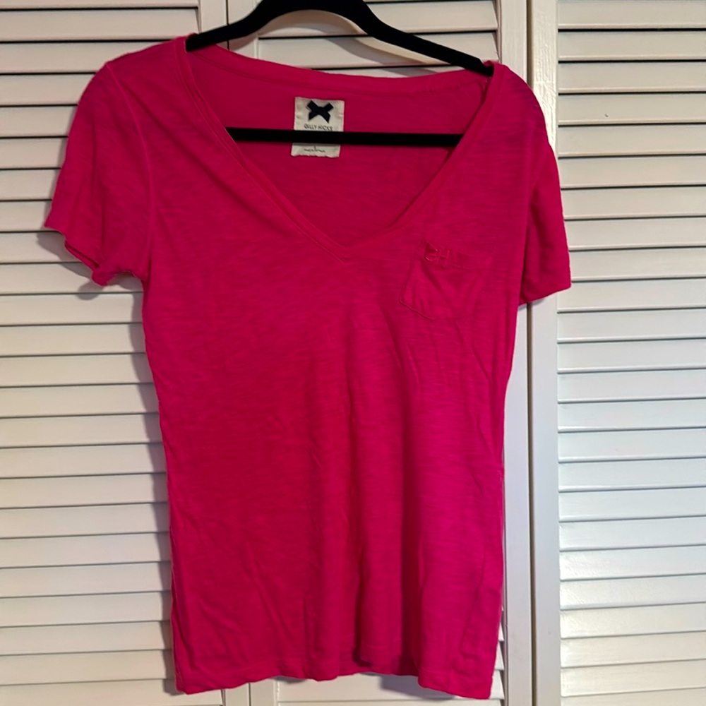 Cute pink Gilly Hicks from Sydney T-shirt